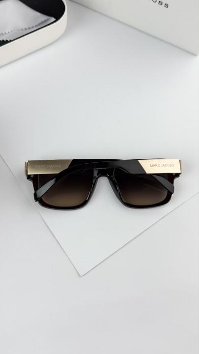 Marc Jacobs Gold Brown 1004