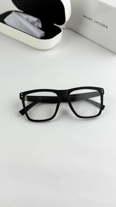 Marc Jacobs Black Plano 6000