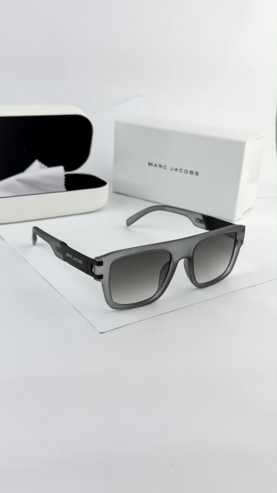 Marc Jacobs Grey Black 1004