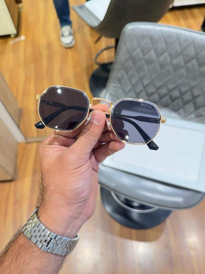 Gucci 28002 gold black