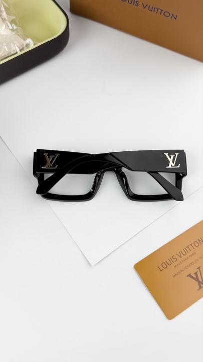 Louis vuitton plano 0646-69