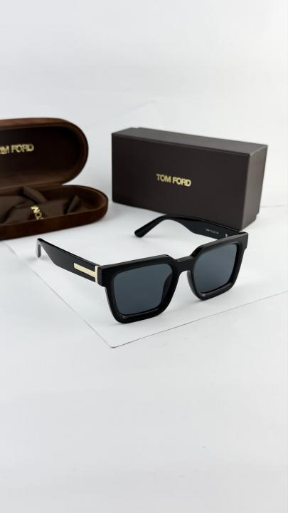 Tomford black 2098
