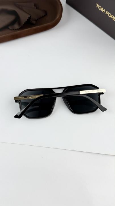 Tomford sea green 184