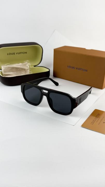 Louis vuitton black 6007