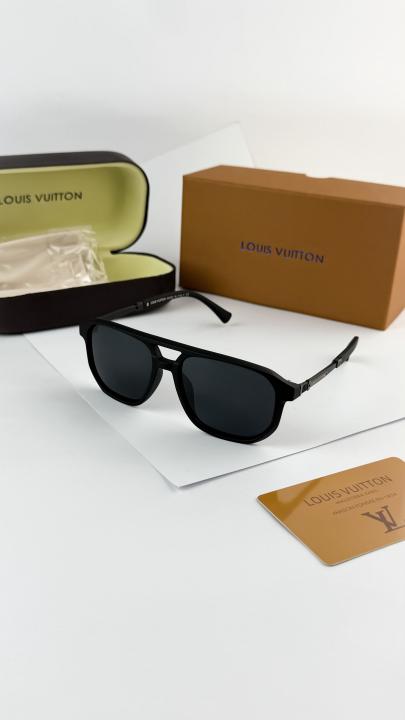 Louis vuitton black 1049