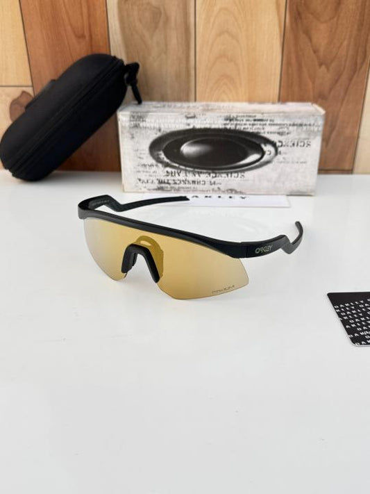 Oakley hydra 4929 black gold