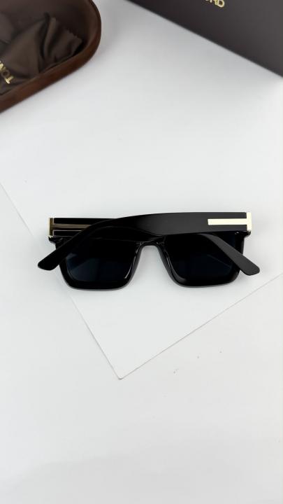 Tomford black 2098