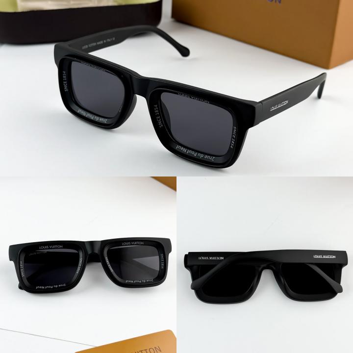 Loui vuitton black 7782