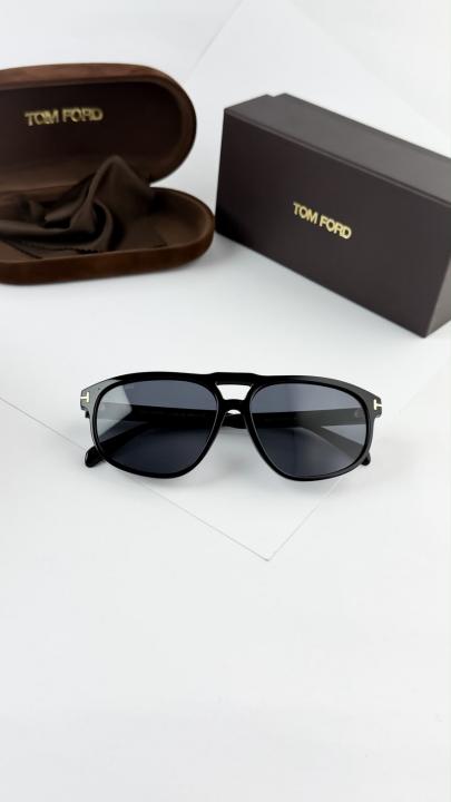 Tomford black 0642-88