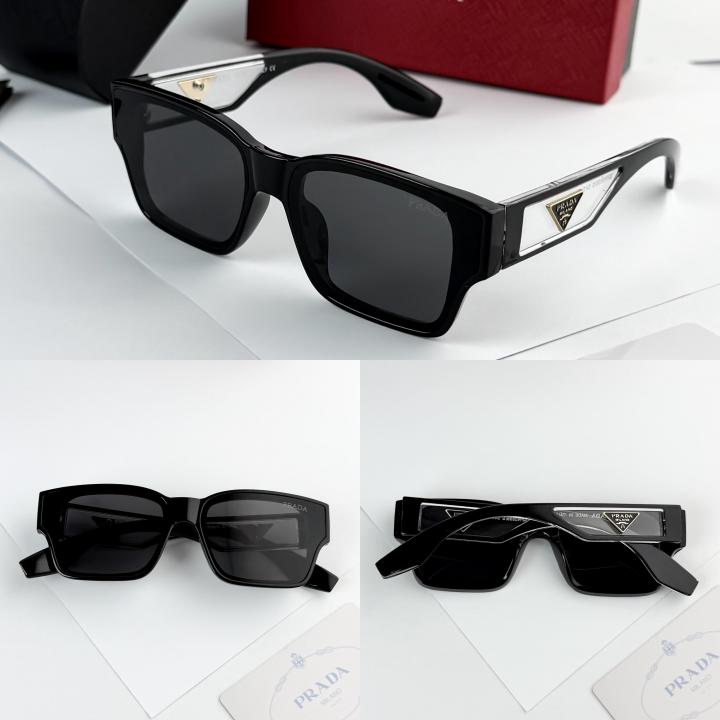 Prada black 0899