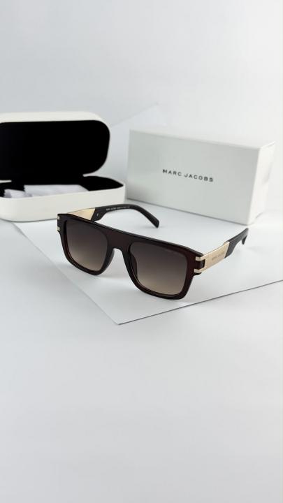 Marc Jacobs Gold Brown 1004