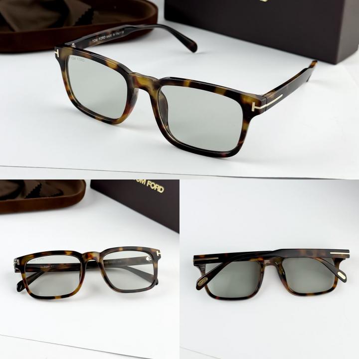 Tomford Tiger Day & Night-0293