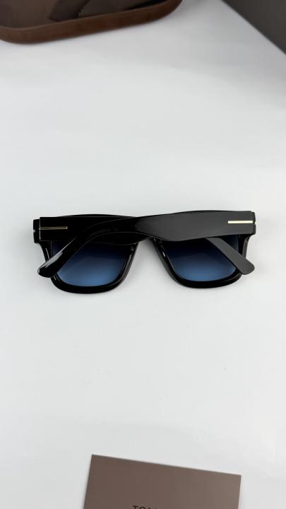 Tomford blue shaded 258