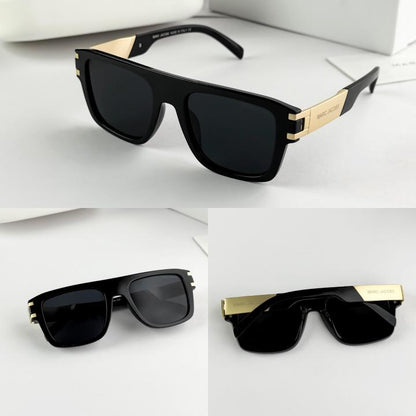 Marc Jacobs Gold Black 1004