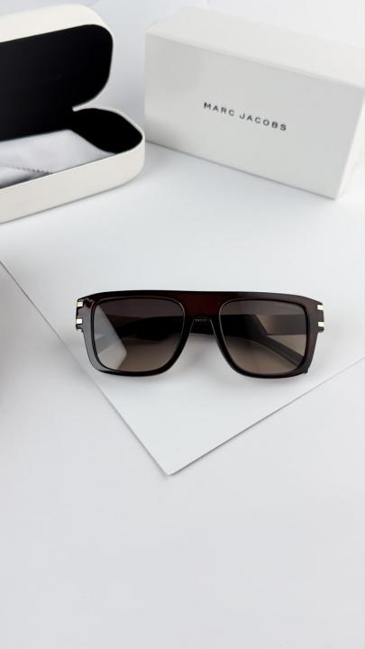 Marc Jacobs Gold Brown 1004