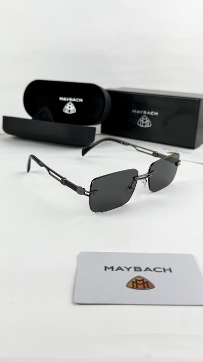 Maybach black 1015