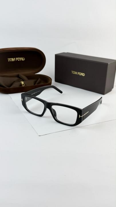 Tomford black plano 0283