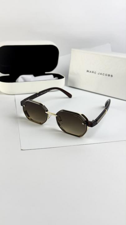Marc Jacobs Brown 9816