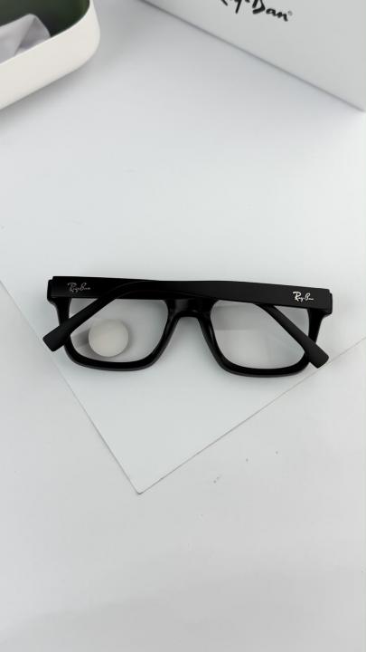 Marc Jacobs Black Plano 6000