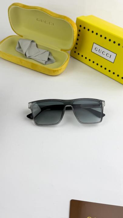 Gucci water green 2203