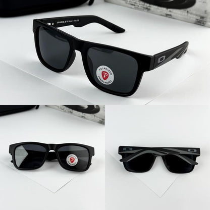 Oakley black 2262