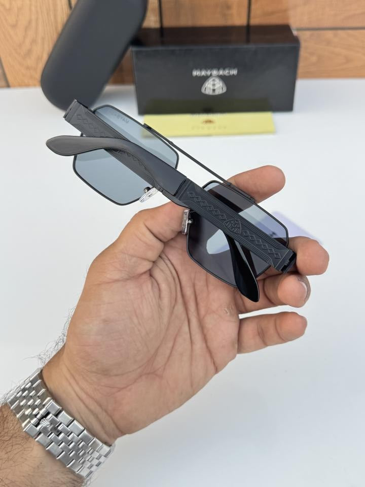 Maybach 7345 black