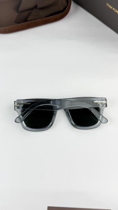 Tomford grey green 259-101