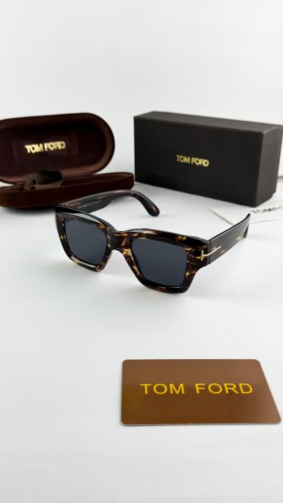 Tomford tiger black 184