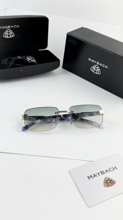 Maybach Marble Green 1083