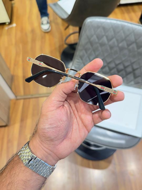 Gucci 28002 gold black