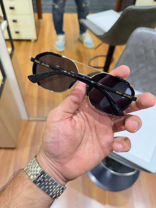 Marc jacob 2120 gold black