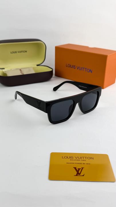 Louis vuitton black 6026