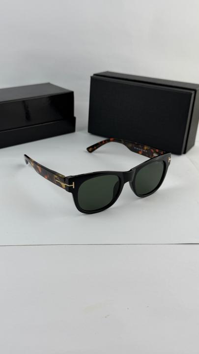 Tomford green 18