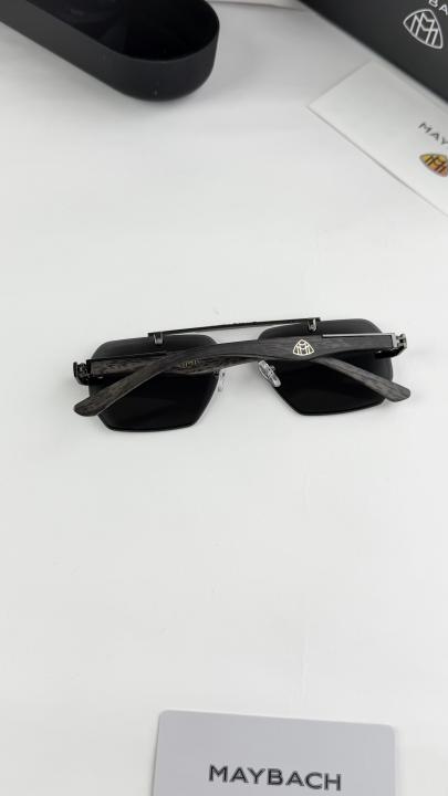 Maybach Black 1023