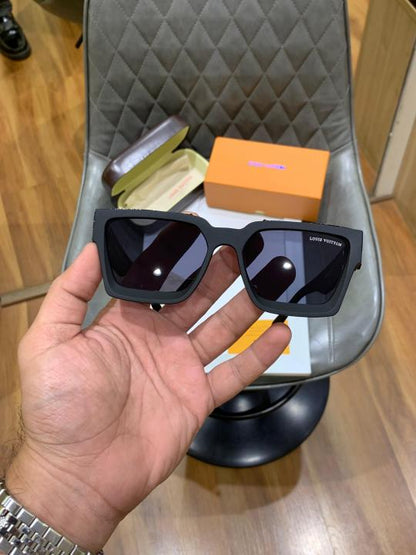 Louis vuitton millionaire full black