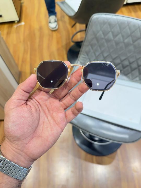 Gucci 28002 gold black